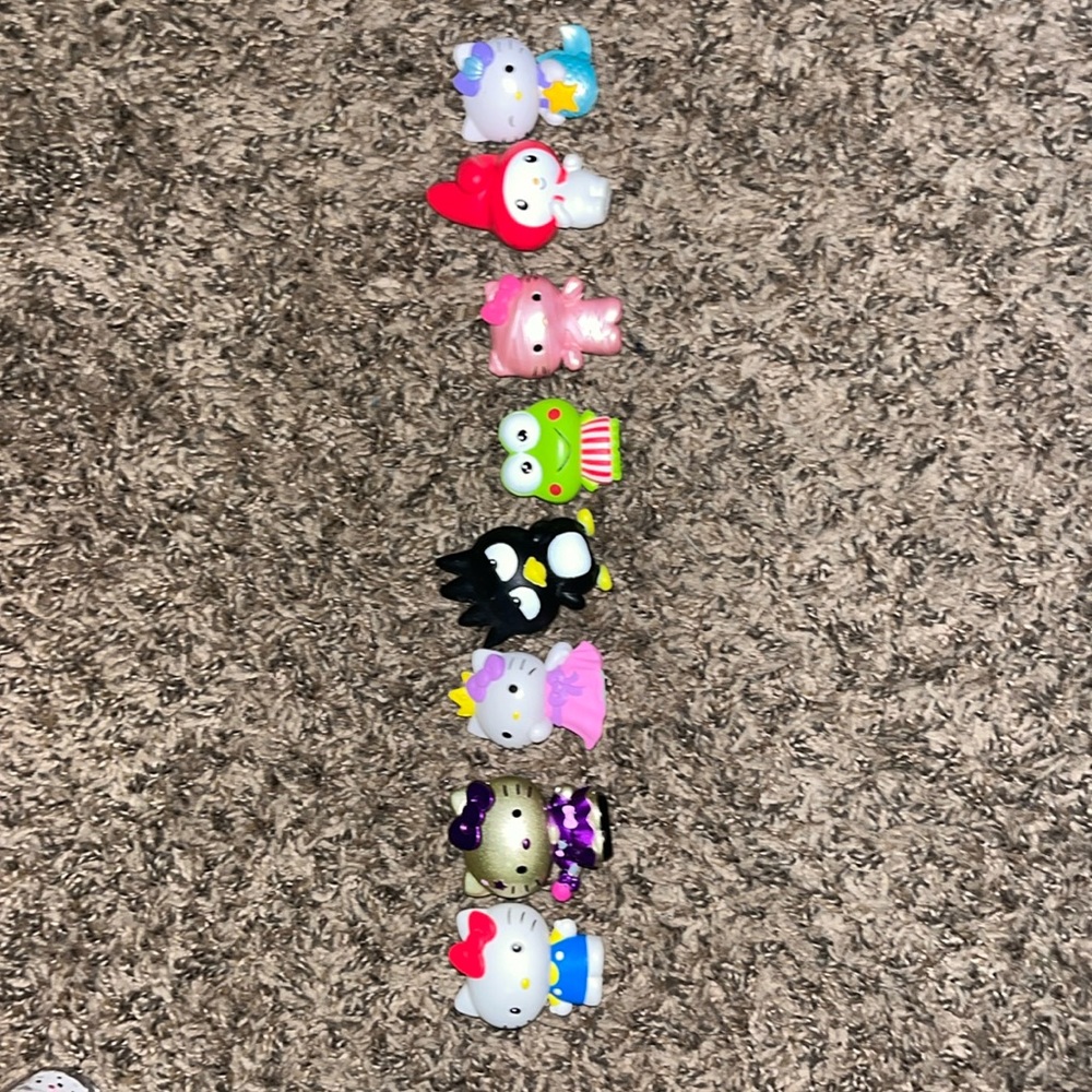 Hello y kitty and friends